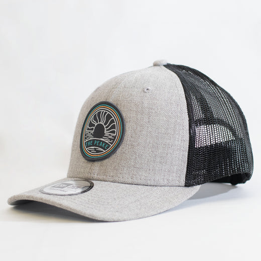 HEATHER GREY / BLACK PEAKE HAT WITH SUNRISE PATCH